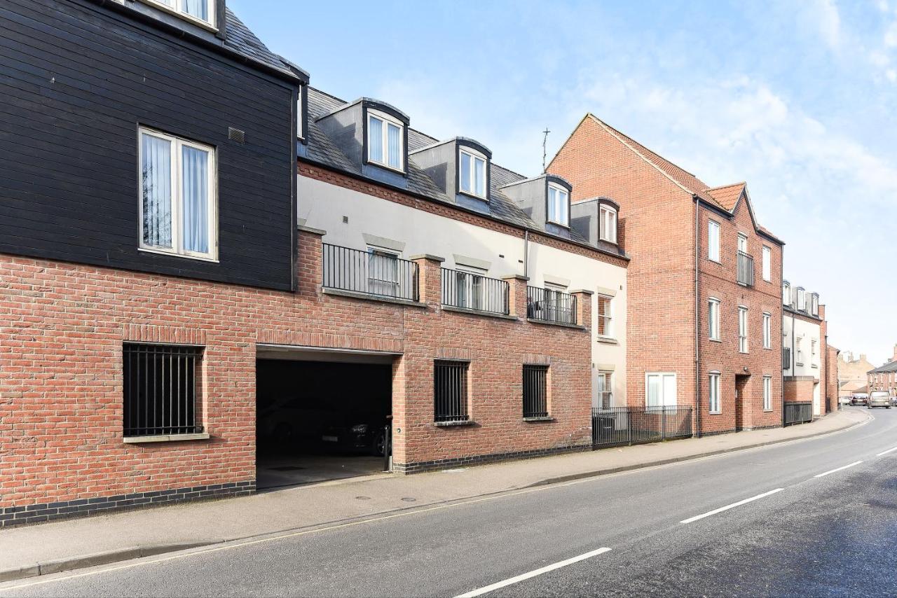 Exclusive Use - 1 Bedroom Apartment - Willow Court, 19 Double Street, Spalding, Pe11 2Aa Extérieur photo